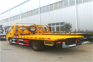 延吉附近拖车救援搭电